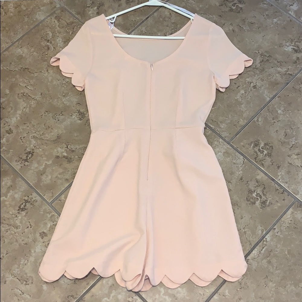 Monteau Peach Scalloped Romper - Picture 2 of 3